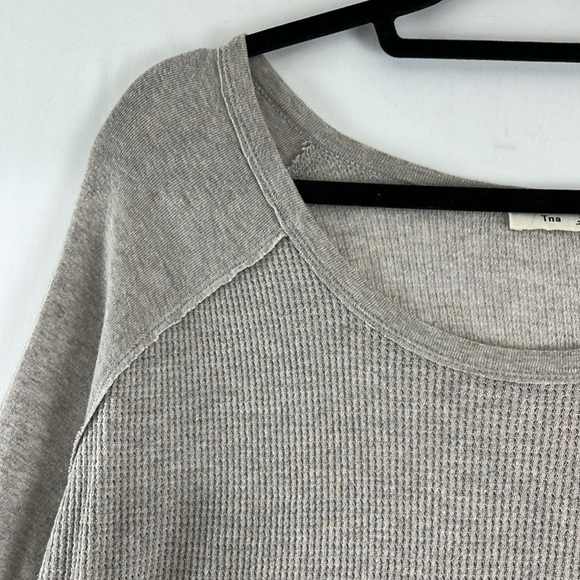 Aritzia TNA Alder Waffle Knit Grunge Beige Top - Picture 3 of 10